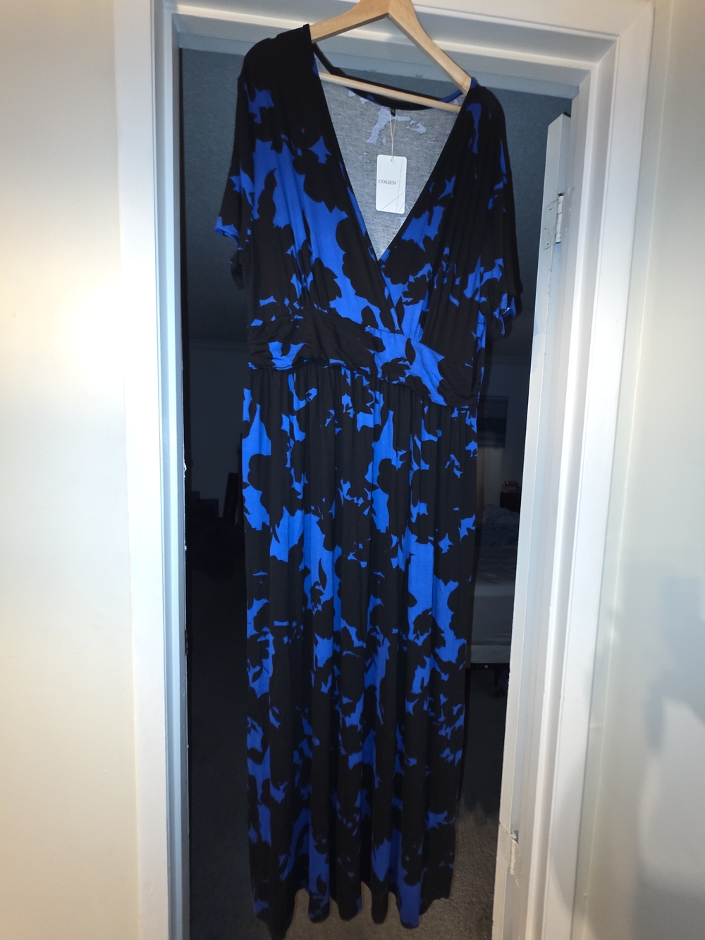 Black & Royal Blue Floral Maxi Dress With Pockets